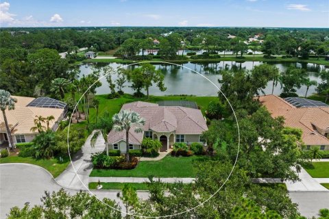 House in Sarasota, Florida 3 bedrooms, 268.67 sq.m. № 1849768 - photo 1