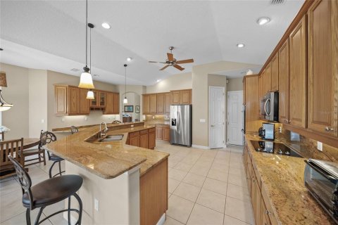 House in Sarasota, Florida 3 bedrooms, 268.67 sq.m. № 1849768 - photo 13