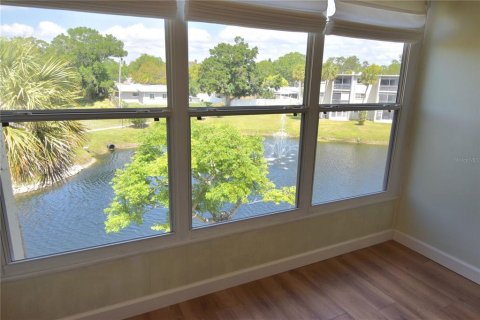 Condominio en venta en Dunedin, Florida, 1 dormitorio, 70.61 m2 № 1631974 - foto 12