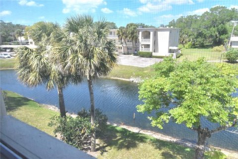 Condominio en venta en Dunedin, Florida, 1 dormitorio, 70.61 m2 № 1631974 - foto 14