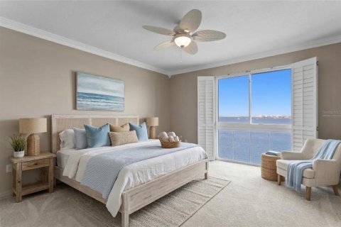 Condo in Saint Petersburg, Florida, 2 bedrooms № 2213417 - photo 25