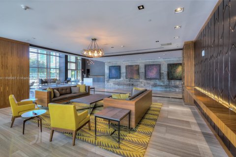 Condo in Miami, Florida, 2 bedrooms № 1954051 - photo 11