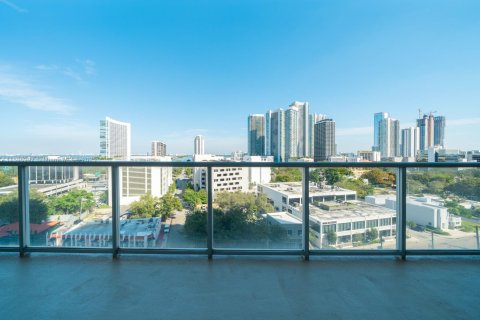 Condo in Miami, Florida, 2 bedrooms № 1954051 - photo 8