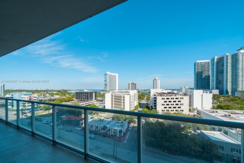 Condo in Miami, Florida, 2 bedrooms № 1954051 - photo 10