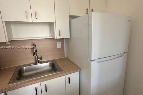 Copropriété à louer à Hialeah, Floride: 1 chambre, 88.26 m2 № 1946064 - photo 15