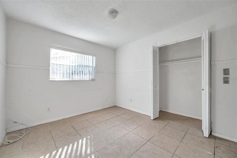 Immobilier commercial à vendre à Largo, Floride: 5 chambres, 171.5 m2 № 2101458 - photo 18