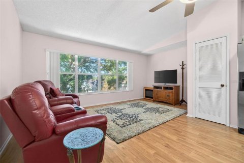 Condo in Clearwater, Florida, 2 bedrooms  № 2155830 - photo 10