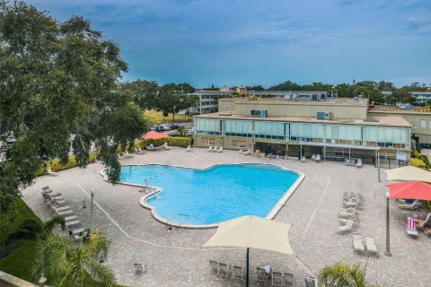 Condo in Clearwater, Florida, 2 bedrooms  № 2155830 - photo 26