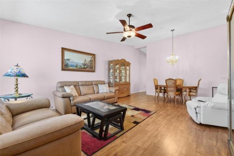 Condo in Clearwater, Florida, 2 bedrooms  № 2155830 - photo 3