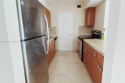 Copropriété à vendre à Miami, Floride: 2 chambres, 125.7 m2 № 1888340 - photo 10