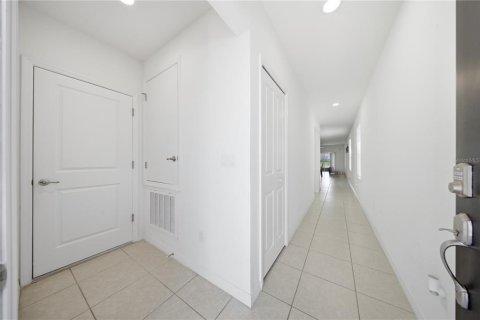 Villa ou maison à vendre à Saint Cloud, Floride: 3 chambres, 155.43 m2 № 2105222 - photo 4