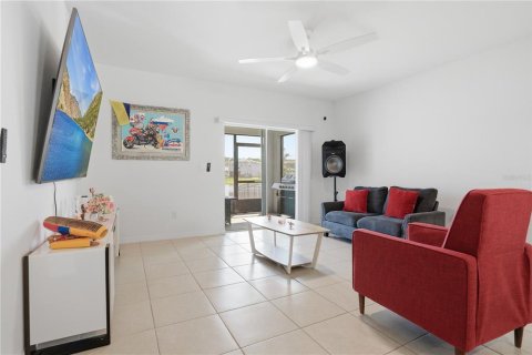 Villa ou maison à vendre à Saint Cloud, Floride: 3 chambres, 155.43 m2 № 2105222 - photo 10
