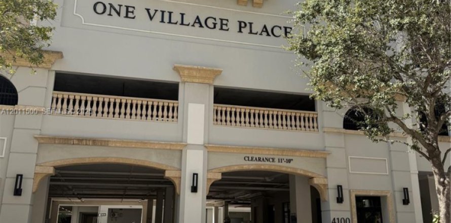 Condominio en Coral Gables, Florida, 2 dormitorios  № 2074687