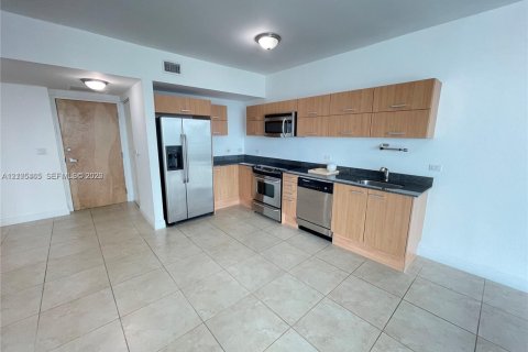 Copropriété à vendre à Miami, Floride: 1 chambre, 68.75 m2 № 2421207 - photo 2