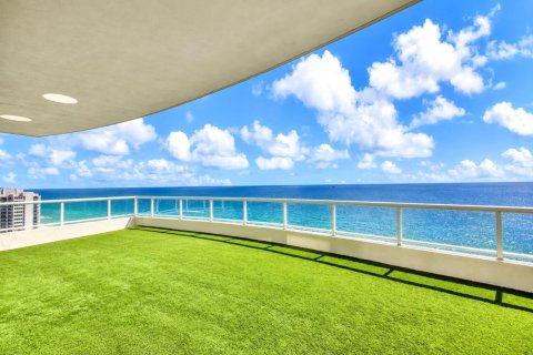 Condo in Fort Lauderdale, Florida, 4 bedrooms  № 2334359