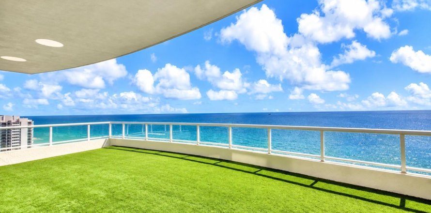 Condo in Fort Lauderdale, Florida, 4 bedrooms  № 2334359