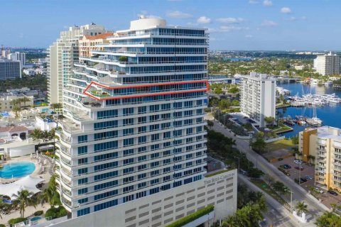 Condo in Fort Lauderdale, Florida, 4 bedrooms  № 2334359 - photo 25