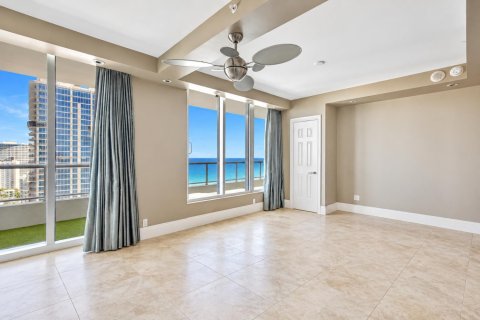 Condo in Fort Lauderdale, Florida, 4 bedrooms  № 2334359 - photo 14
