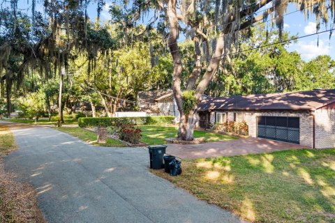 Villa ou maison à vendre à Odessa, Floride: 3 chambres, 242.47 m2 № 2148112 - photo 4