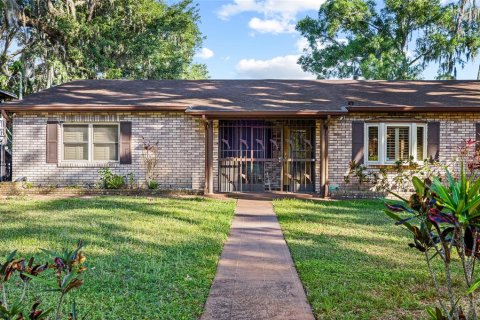 Villa ou maison à vendre à Odessa, Floride: 3 chambres, 242.47 m2 № 2148112 - photo 2