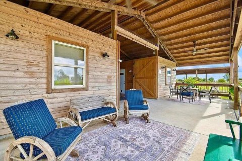 Villa ou maison à vendre à Vero Beach, Floride: 1 chambre, 55.56 m2 № 2192375 - photo 24