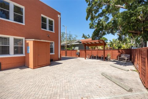Apartamento en alquiler en Tampa, Florida, 2 dormitorios, 80.64 m2 № 1747176 - foto 21