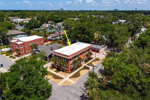 Apartamento en alquiler en Tampa, Florida, 2 dormitorios, 80.64 m2 № 1747176 - foto 3
