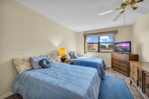 Condominio en venta en Sunrise, Florida, 1 dormitorio, 58.62 m2 № 1889036 - foto 15