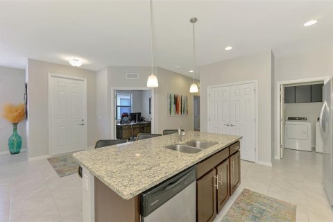 Casa en venta en Venice, Florida, 2 dormitorios, 140.75 m2 № 1685142 - foto 27