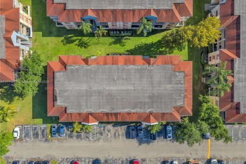 Copropriété à vendre à Hialeah, Floride: 2 chambres, 102.75 m2 № 1937919 - photo 19