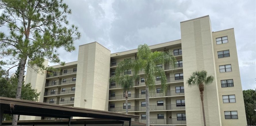 Condo in Clearwater, Florida, 2 bedrooms № 2227403