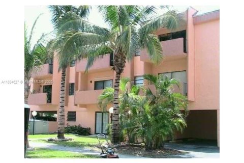 Condominio en alquiler en North Miami Beach, Florida, 1 dormitorio, 70.98 m2 № 1934798 - foto 14