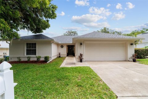 Casa en venta en Ocala, Florida, 3 dormitorios, 152.45 m2 № 1771131 - foto 1