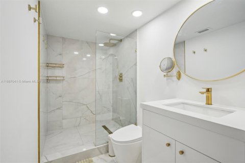 Copropriété à vendre à Aventura, Floride: 2 chambres, 109.62 m2 № 1933717 - photo 3