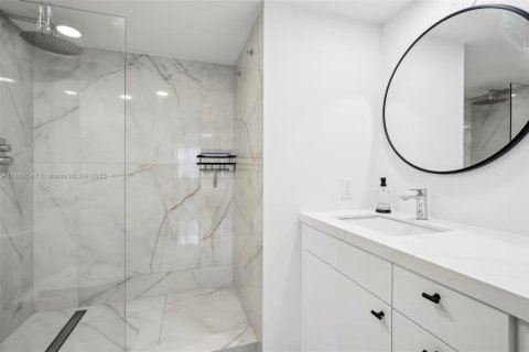 Copropriété à vendre à Aventura, Floride: 2 chambres, 109.62 m2 № 1933717 - photo 29