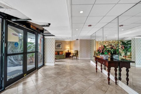 Copropriété à vendre à Fort Lauderdale, Floride: 2 chambres, 103.12 m2 № 2087898 - photo 17