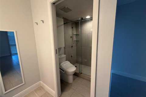 Copropriété à vendre à Fort Lauderdale, Floride: 2 chambres, 103.12 m2 № 2087898 - photo 13
