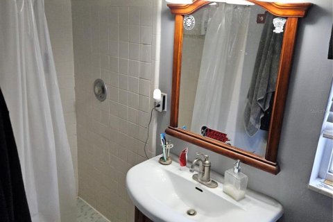 Casa en venta en Clearwater, Florida, 3 dormitorios, 155.43 m2 № 1744418 - foto 8