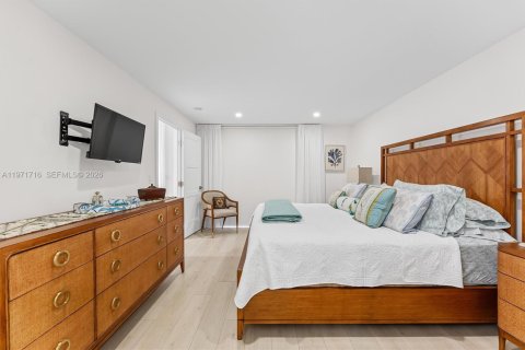 Condominio en venta en North Palm Beach, Florida, 2 dormitorios, 127.65 m2 № 2033285 - foto 16