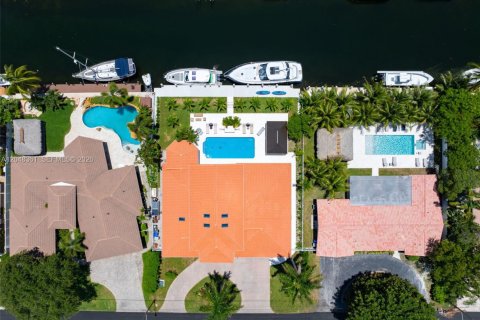 House in Pompano Beach, Florida 4 bedrooms № 2192863 - photo 28