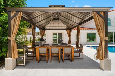 House in Pompano Beach, Florida 4 bedrooms № 2192863 - photo 22