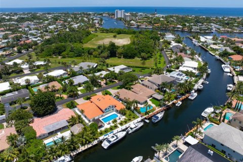 House in Pompano Beach, Florida 4 bedrooms № 2192863 - photo 14