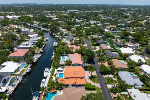 House in Pompano Beach, Florida 4 bedrooms № 2192863 - photo 9