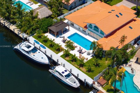 House in Pompano Beach, Florida 4 bedrooms № 2192863 - photo 21