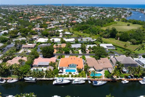 House in Pompano Beach, Florida 4 bedrooms № 2192863 - photo 11