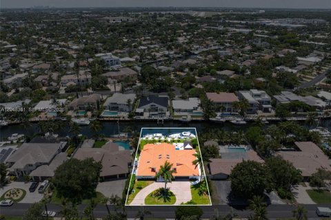 House in Pompano Beach, Florida 4 bedrooms № 2192863 - photo 29