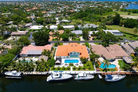 House in Pompano Beach, Florida 4 bedrooms № 2192863 - photo 16