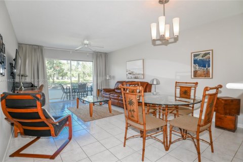 Copropriété à vendre à Lauderhill, Floride: 2 chambres, 80.82 m2 № 1936878 - photo 18