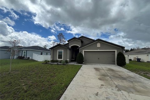 Casa en alquiler en Kissimmee, Florida, 4 dormitorios, 173.63 m2 № 1915767 - foto 2