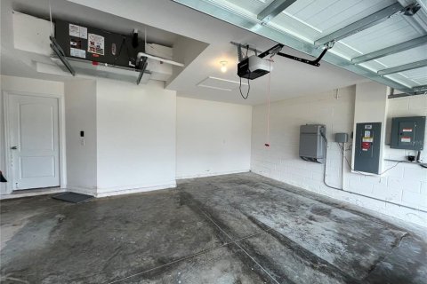 Casa en alquiler en Kissimmee, Florida, 4 dormitorios, 173.63 m2 № 1915767 - foto 18